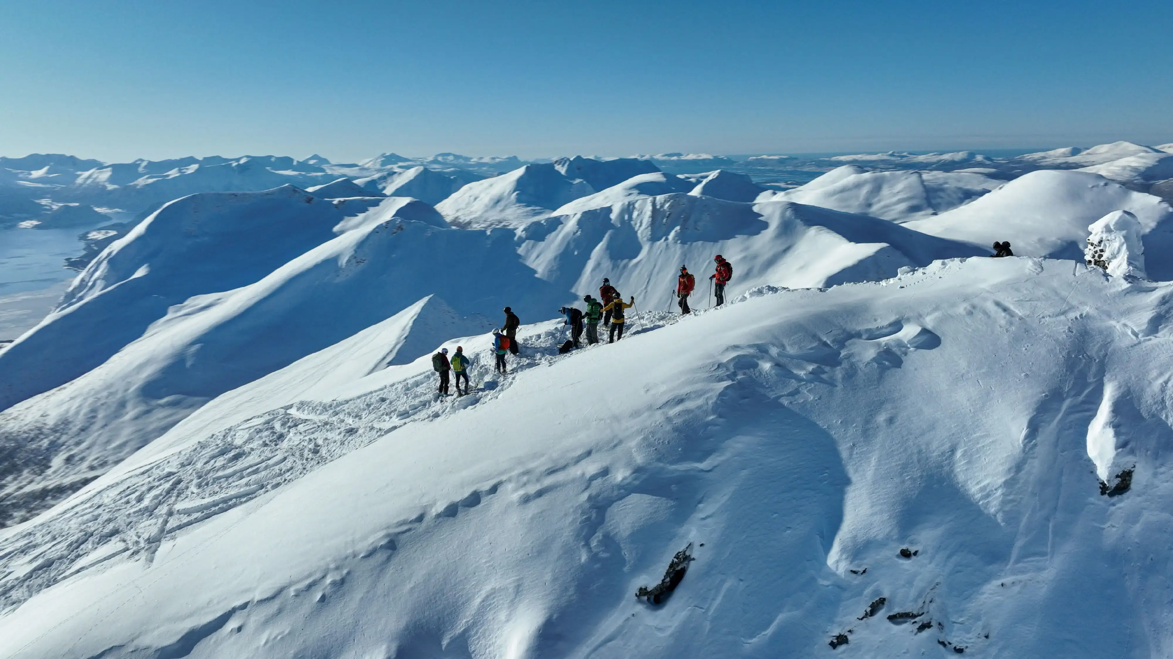Bærekraft-i-en-global-organisasjon_Axess-_1_-_1__Page_02