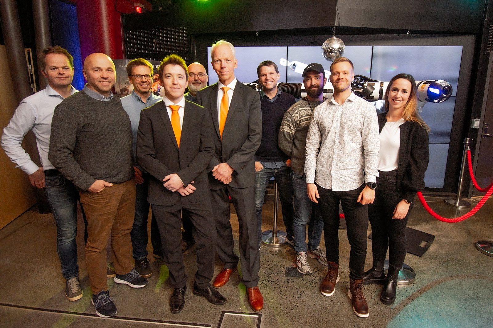 Prosjekt-Eelume-fotograf-av-begge-team-1
